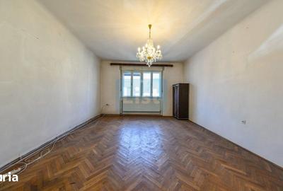 Casă cu 2 camere cu Teren 417 Mp în Mărăști