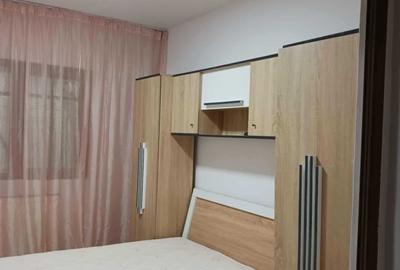 Apartament cu 3 camere decomandat în Mioriței - 3