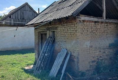 Casă cu 4 camere cu Teren 6 Mp în Sanislău - 5