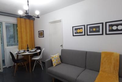 Apartament cu 3 camere semidecomandat în Tomis Nord