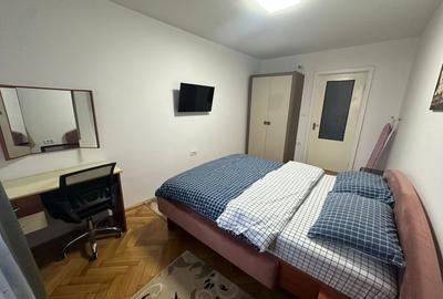 Apartament cu 3 camere decomandat, mobilat în Cugir - 2