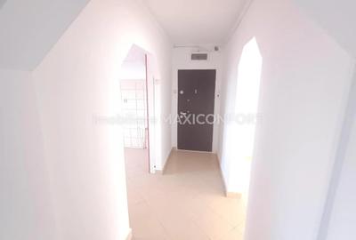 Apartament cu 3 camere decomandat în Calea Galați - 2