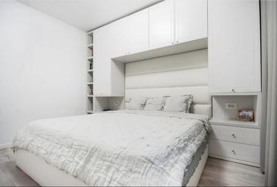 Apartament cu 3 camere semidecomandat în Tomis II - 4