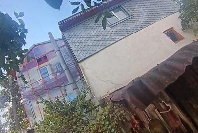 Casă cu Teren 600 Mp în Central