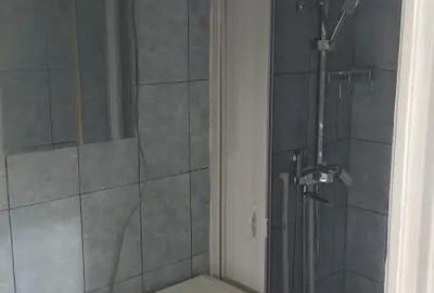 Garsonieră în Baba Novac