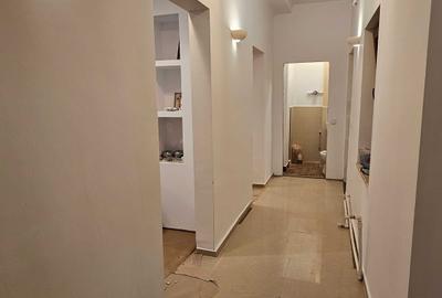 Spațiu comercial, de 80 mp, în Peninsula - 2