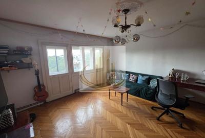 Apartament cu 2 camere decomandat în Bucovina