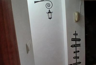 Garsonieră decomandată în Soarelui