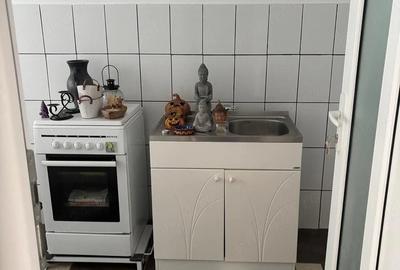Casă cu 5 camere cu Teren 220 Mp în Central