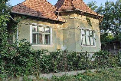 Casă cu 3 camere cu Teren 1400 Mp în Ogra - 4