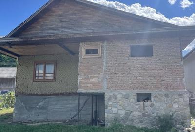 Casă cu 4 camere în Chiojdeni - 6