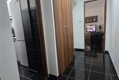 Apartament cu 3 camere în Micro 5