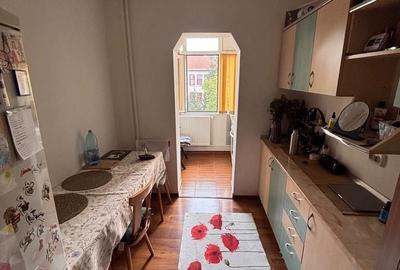Apartament cu 2 camere decomandat în Central