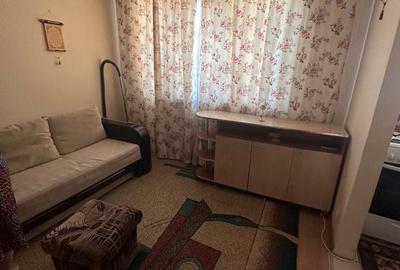 Apartament cu 2 camere semidecomandat în Exterior Vest