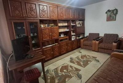 Apartament cu 4 camere decomandat în Central - 3