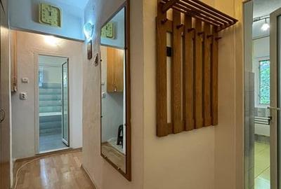 Apartament cu 2 camere decomandat în E3 - 12
