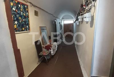 Garsonieră decomandată, mobilată în Orașul de Jos - 7