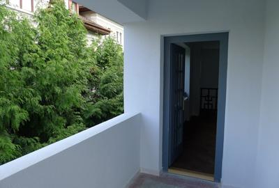 Casă cu 7 camere cu Canalizare în Cotroceni - 27