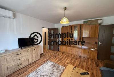 Apartament cu 3 camere semidecomandat în Brazda lui Novac