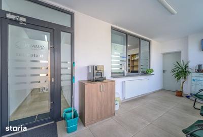 Spațiu comercial, de 1,200 mp, în Central - 4