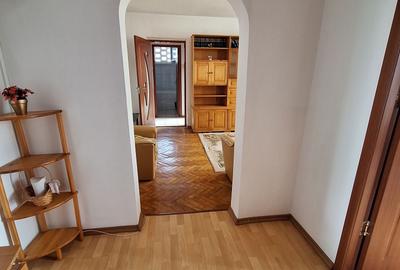 Apartament cu 2 camere semidecomandat în Ultracentral