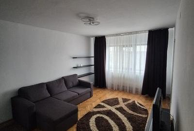 Apartament cu 2 camere decomandat, mobilat în Rovine