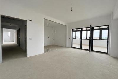 Penthouse cu 4 camere decomandat în C5 - 3