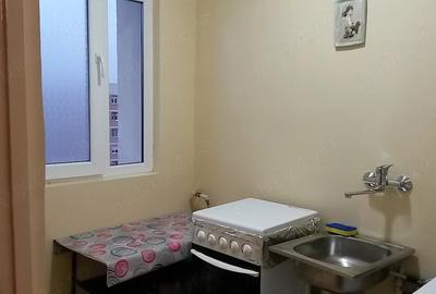 Garsonieră semidecomandată în Titan