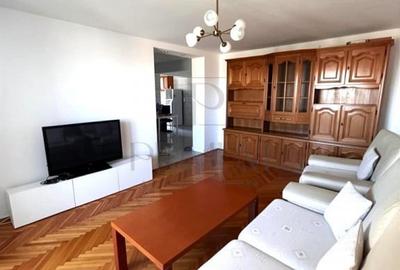 Apartament cu 3 camere decomandat în Dacia