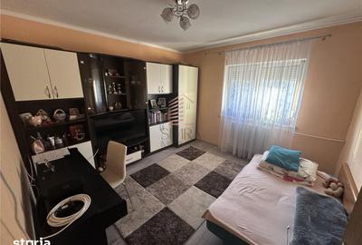 Apartament cu 2 camere decomandat în Rogerius - 3