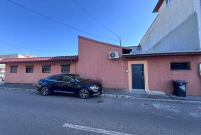 Casă individuală cu 4 camere cu Canalizare în Rahova