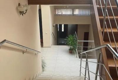 Spațiu comercial, de 814 mp, în Titan - 5