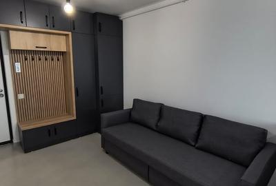 Apartament în Apărătorii Patriei
