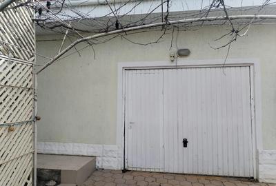 Casă cu 5 camere cu Canalizare în Central - 15
