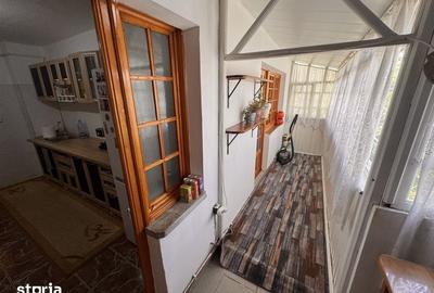 Apartament cu 3 camere decomandat în Craiovița Nouă - 17