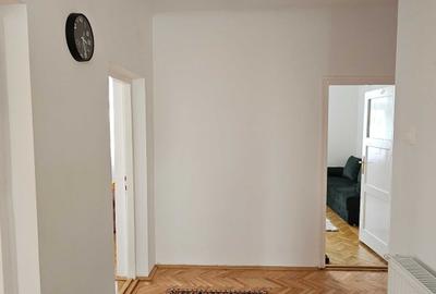 Apartament cu 3 camere decomandat în Central - 7