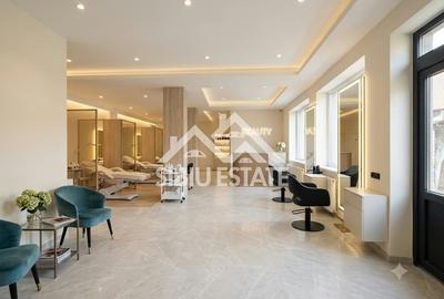 Spațiu comercial, de 140 mp, în Central