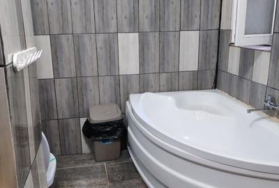 Apartament cu 4 camere decomandat în Central - 6