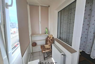 Apartament cu 3 camere decomandat în Calea Dumbrăvii
