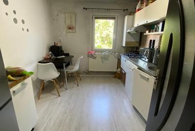 Apartament cu 3 camere decomandat în Central - 3