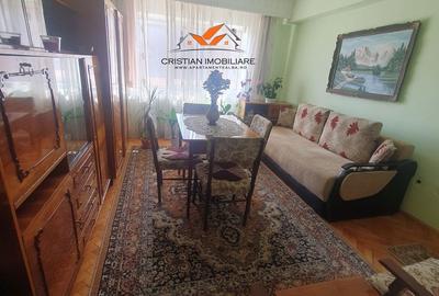 Apartament cu 3 camere decomandat în Ampoi 3 - 4