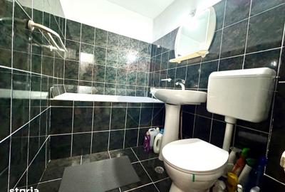 Apartament cu 3 camere decomandat în Rogerius