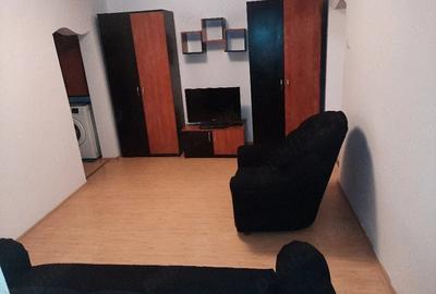 Apartament cu 2 camere semidecomandat în Ultracentral