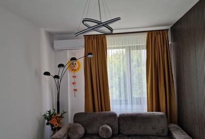 Casă cu 3 camere decomandat în Bucureștii Noi
