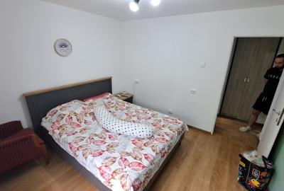 Apartament cu 3 camere decomandat în Girocului - 3