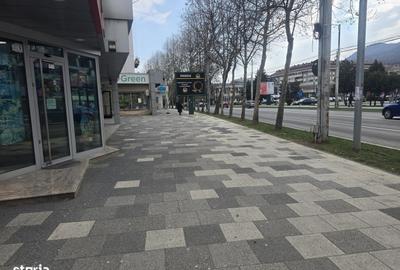 Spațiu comercial, de 58 mp, în Central
