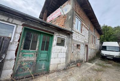 Casă cu 4 camere în Exterior Vest - 5