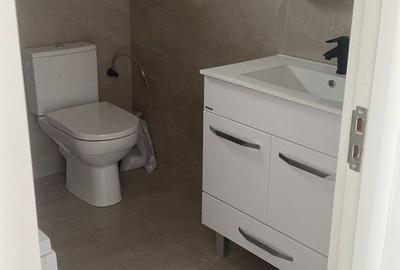 Casă cu 4 camere cu Teren 340 Mp în Malu Mare - 6