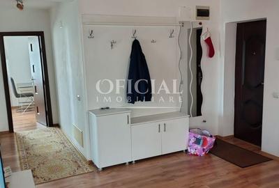 Apartament cu 3 camere semidecomandat, mobilat în Florești - 4