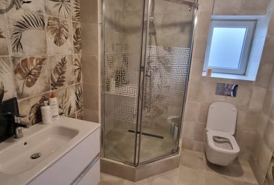 Spațiu comercial, de 490 mp, în Central - 4